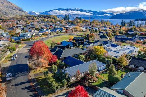 Photo of property in 52 Meadowstone Drive, Wanaka, 9305