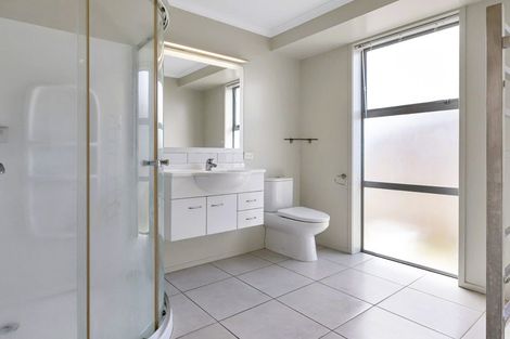 Photo of property in 20 Sando Way, One Tree Point, 0118