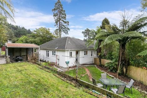 Photo of property in 38 Hine Road, Wainuiomata, Lower Hutt, 5014