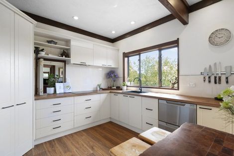 Photo of property in 180 Ara-kotinga, Whitford, Manurewa, 2576