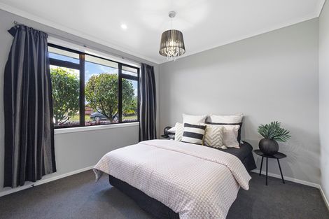 Photo of property in 2 Kowhai Drive, Cambridge, 3434