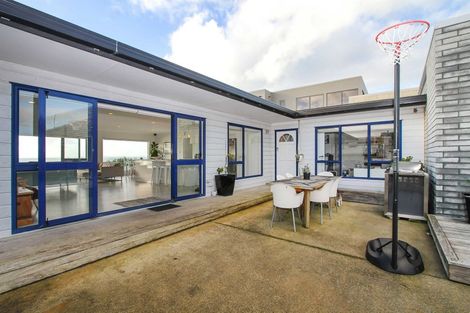 Photo of property in 121 Torkar Road, Clarks Beach, 2122