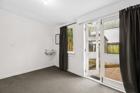 Photo of property in 44 Heriot Row, Dunedin Central, Dunedin, 9016