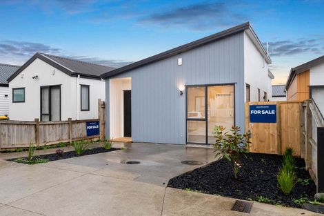 Photo of property in 8 Kokotea Road, Massey, Auckland, 0614