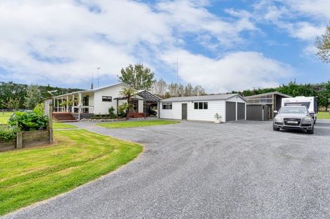 Photo of property in 28 Arcus Road, Te Horo, Otaki, 5582