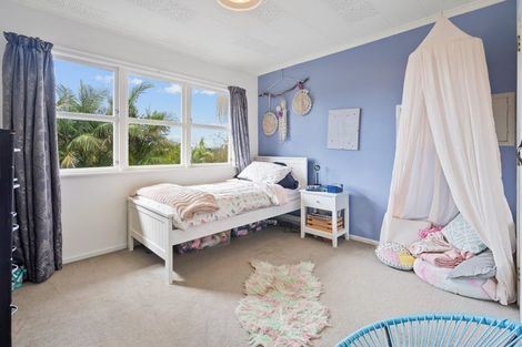Photo of property in 1 Ranfurly Place, Te Kamo, Whangarei, 0112