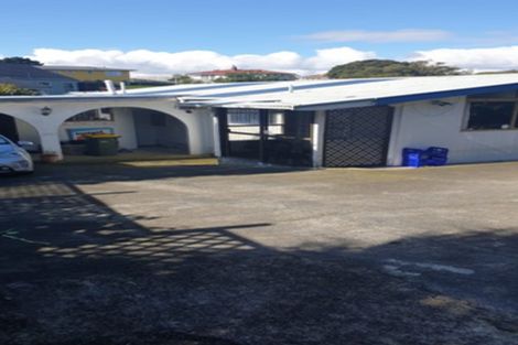 Photo of property in 13 Toporoa View, Ascot Park, Porirua, 5024