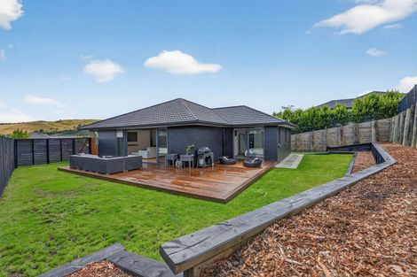 Photo of property in 4 Porokaiwhiri Avenue, Helensville, 0800