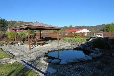 Photo of property in 32- 34 Coal Street, Reefton, 7830