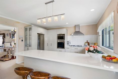 Photo of property in 98 Jeffs Road, Flat Bush, Auckland, 2016