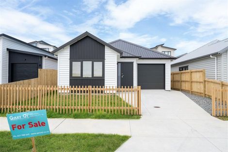 Photo of property in 23 Whakairo Crescent, Gulf Harbour, 0930