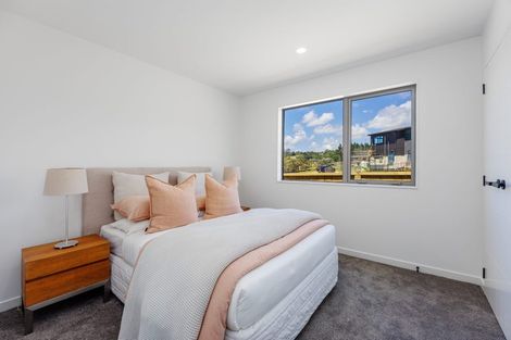 Photo of property in 46 Streamview Way, Long Bay, 0792