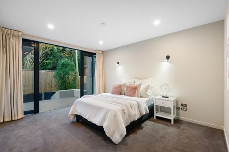 Photo of property in 105 Gladstone Road, Dalmore, Dunedin, 9010