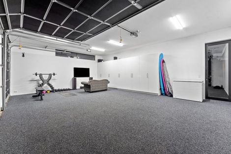 Photo of property in 17a Roland Road, Greenhithe, Auckland, 0632