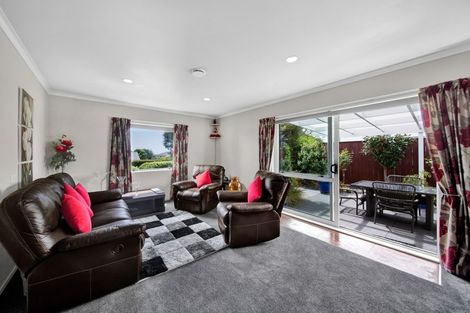 Photo of property in 32 Penrod Drive, Bell Block, New Plymouth, 4312