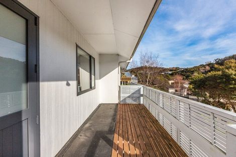 Photo of property in 49a Albatross Close, Whitby, Porirua, 5024