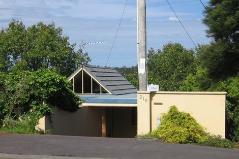 Photo of property in 216 Golf Road, Titirangi, Auckland, 0604