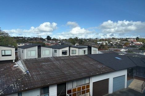 Photo of property in 523b Pakuranga Road, Howick, Auckland, 2010