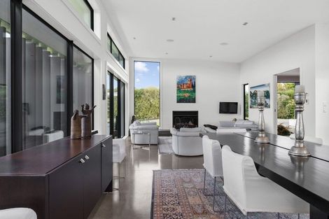 Photo of property in 9 Birdie Way, Martinborough, 5711