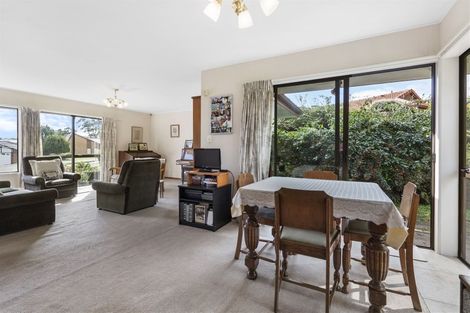 Photo of property in 10 Meadowland Drive, Somerville, Auckland, 2014