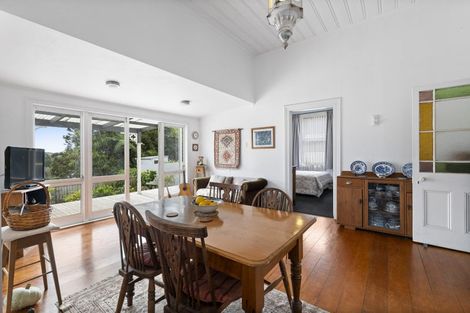 Photo of property in 132 Tukapa Street, Westown, New Plymouth, 4310