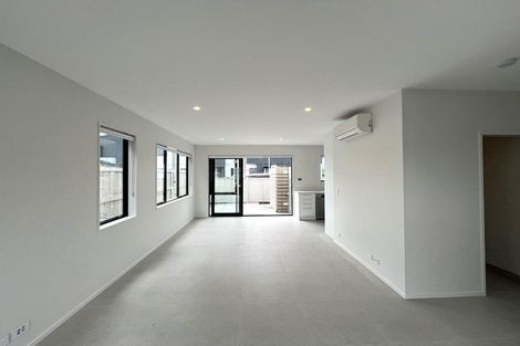 Photo of property in 4 Nuku Place, Manurewa, Auckland, 2102