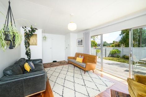 Photo of property in 75 Ruamahanga Crescent, Terrace End, Palmerston North, 4410