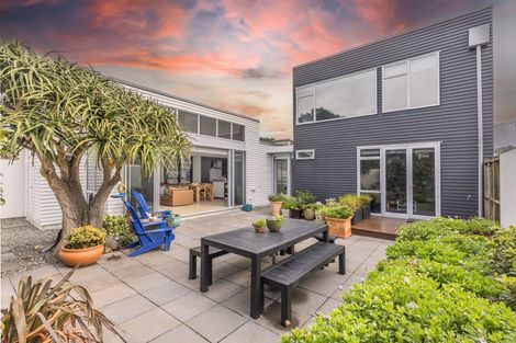 Photo of property in 14 Boardwalk Lane, Seatoun, Wellington, 6022