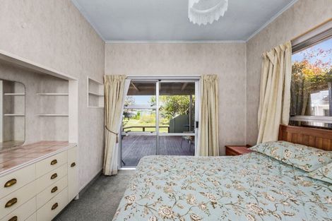 Photo of property in 12 Anzac Avenue, Onekawa, Napier, 4110