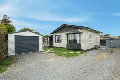 Photo of property in 32 Mackworth Street, Woolston, Christchurch, 8062