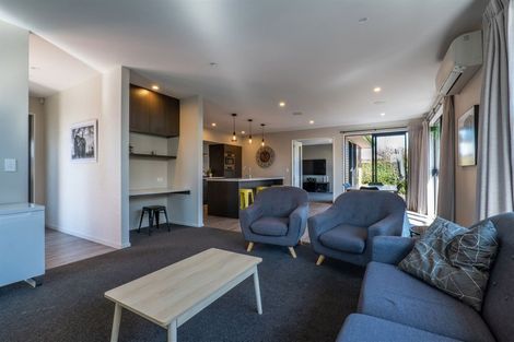 Photo of property in 8a Toorak Avenue, Avonhead, Christchurch, 8042