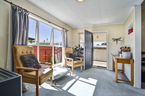 Photo of property in 200 Caroline Place, Mayfair, Hastings, 4122