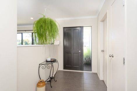 Photo of property in 9 Jacaranda Drive, Whitianga, 3510