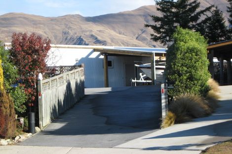 Photo of property in 12 Hillview Place, Wanaka, 9305