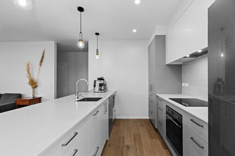 Photo of property in 23 Cassin Place, Taradale, 4112