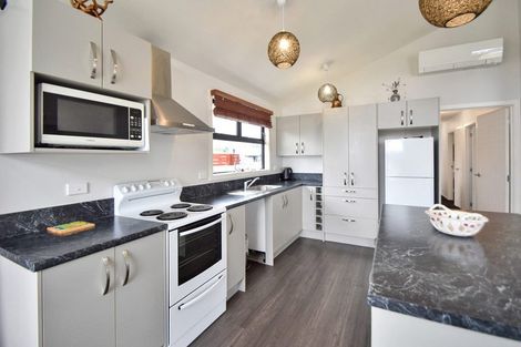 Photo of property in 22 Rhoboro Road, Twizel, 7901