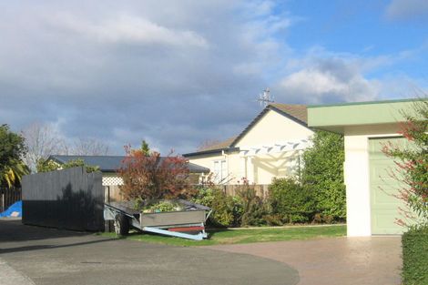 Photo of property in 18 Anderson Road, Taradale, Napier, 4112