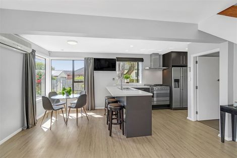 Photo of property in 22 Kendal Avenue, Burnside, Christchurch, 8053