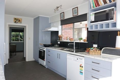 Photo of property in 24 Liverpool Street, Levin, 5510