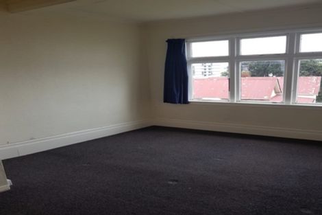 Photo of property in 71 Nairn Street, Mount Cook, Wellington, 6011