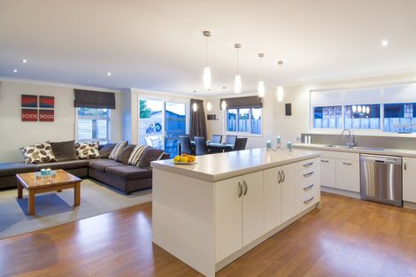 Photo of property in 12 Kereru Place, Pyes Pa, Tauranga, 3112