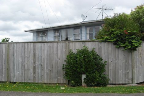 Photo of property in 40 Muir Avenue, Mangere Bridge, Auckland, 2022