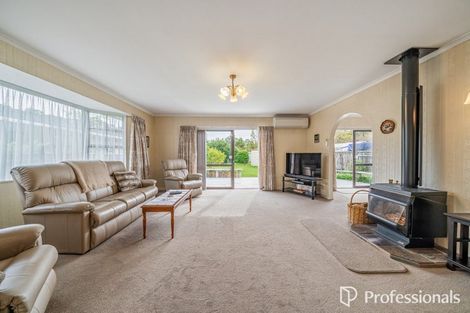 Photo of property in 14 Rawhiti Street, Stokes Valley, Lower Hutt, 5019
