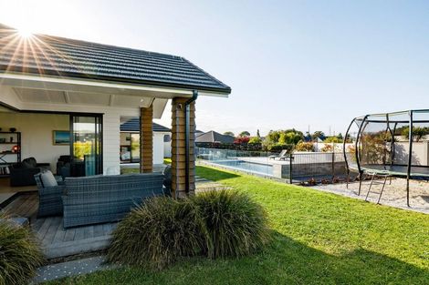 Photo of property in 2 Moemoea Place, Cambridge, 3434