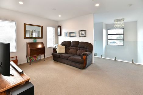 Photo of property in 46 Harvest Avenue, Orewa, 0931