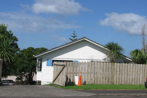 Photo of property in 54 Solar Road, Glen Eden, Auckland, 0602