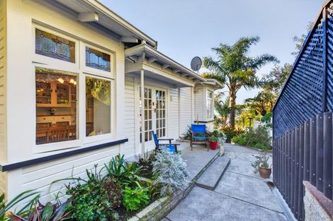 Photo of property in 40 Hospital Terrace, Hospital Hill, Napier, 4110