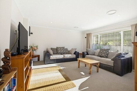 Photo of property in 88b Endeavour Drive, Whitby, Porirua, 5024