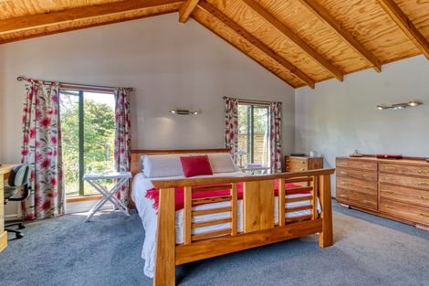 Photo of property in 2 Ritchie Place, Havelock North, 4130