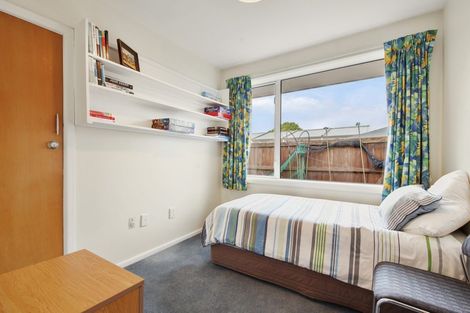 Photo of property in 17 Seagrave Place, Ilam, Christchurch, 8041